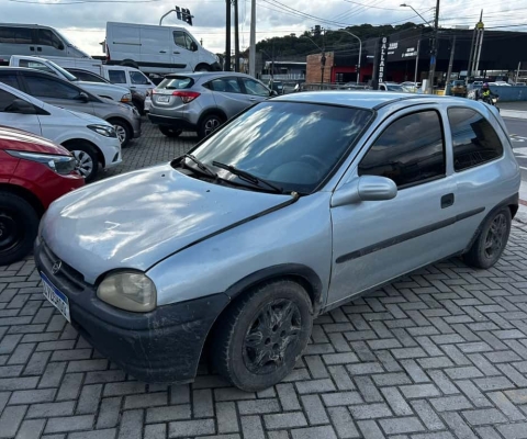 Chevrolet Corsa GL 1.6 MPFI / 1.4 EFI 2p e 4p