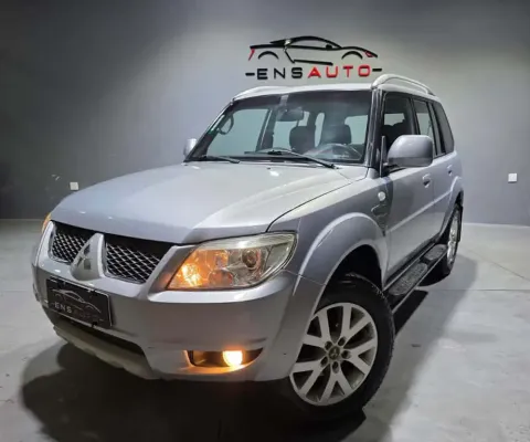 Mitsubishi Pajero tr4 2012 2.0 4x4 16v 140cv flex 4p automático