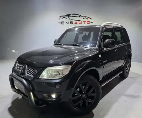 Mitsubishi Pajero tr4 2012 2.0 4x4 16v 140cv flex 4p automático