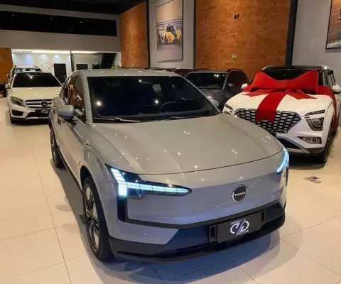 Volvo Ex30 2024 E60 core elétrico