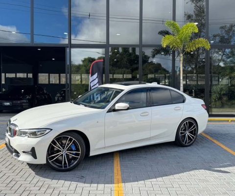 BMW 330i Sport 2.0 TB 16V 4p
