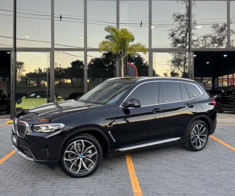 BMW X3 XDRIVE 30e X-Line Turbo Híbrido Aut.