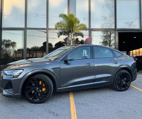 AUDI E-TRON Sportb. Perf.Black Aut.(Elétrico)