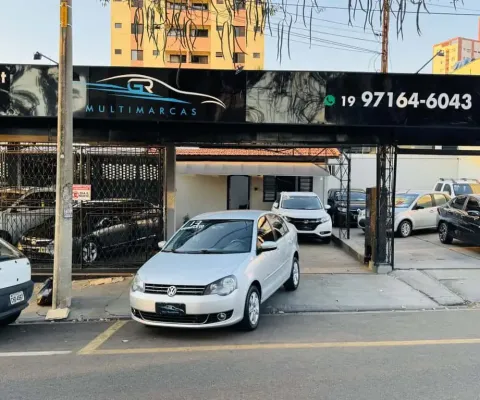 VOLKSWAGEN Polo Sedan 2.0 4P COMFORTLINE