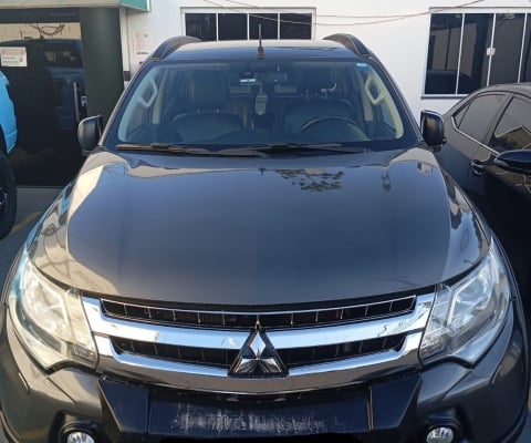 L200 TRITON CONSERVADA
