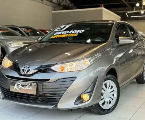 Toyota Yaris XL 1.5 automático CVT com baixa quilometragem único dono 