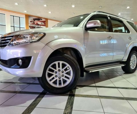 TOYOTA HILUX SW4 4X2SR 2014