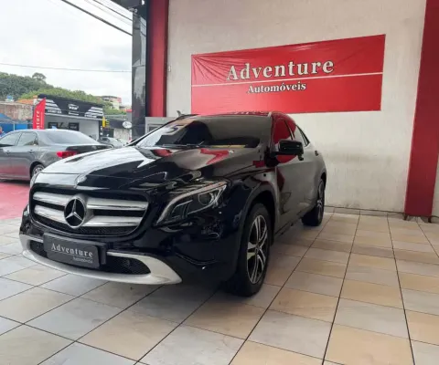 Mercedes Benz GLA-200 Flex Automático