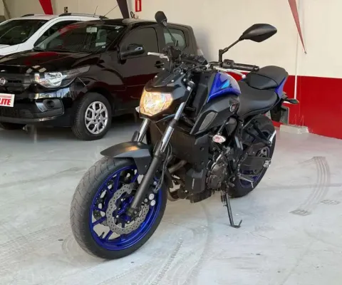 YAMAHA MT07 ABS 2023