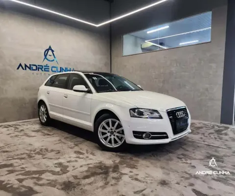 Audi A3 Sportback 2.0 16V TFSI S-tronic  - Branca - 2010/2011
