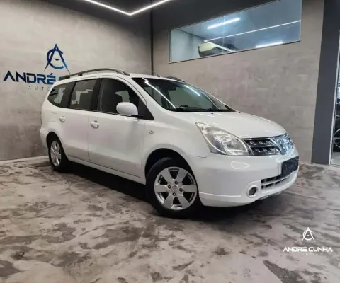 Nissan Livina GRAND SL 1.8 16V Flex Fuel Aut.  - Branca - 2011/2012