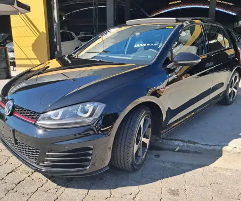 Volkswagen Golf Gasolina Automático
