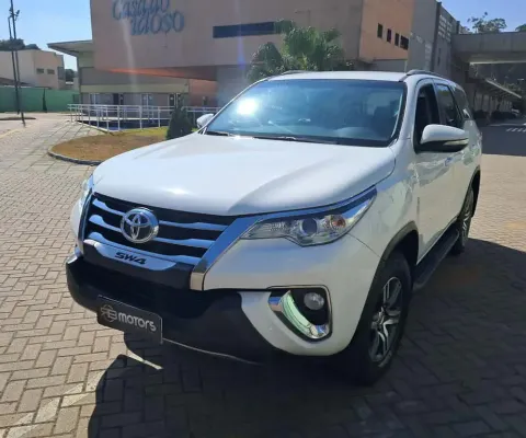 Toyota Hilux Flex Automático