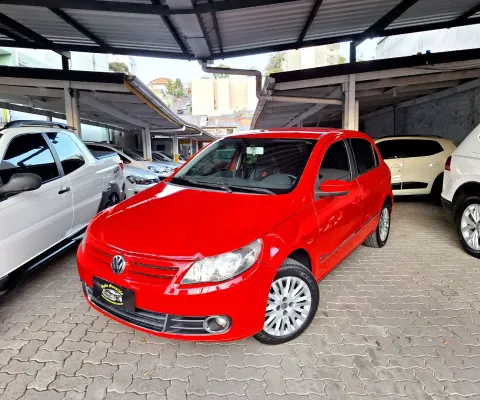 GOL 1.6 Power 8v 4p, 4 pneus novos ,comando de no volante, rádio original com bluetooth.