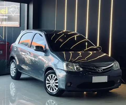 Toyota Etios EXS 1.5 2013