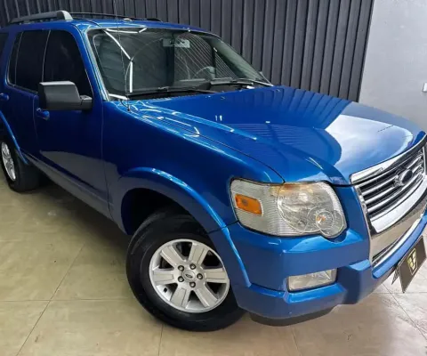 Ford explorer xlt 4x2 2010