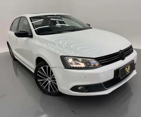 VOLKSWAGEN JETTA 2.0T 2013