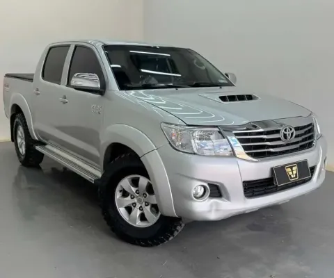 Toyota hilux srv cd 4x4 automático 2014