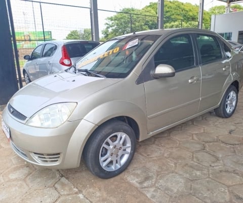 Fiesta sedan 1.6