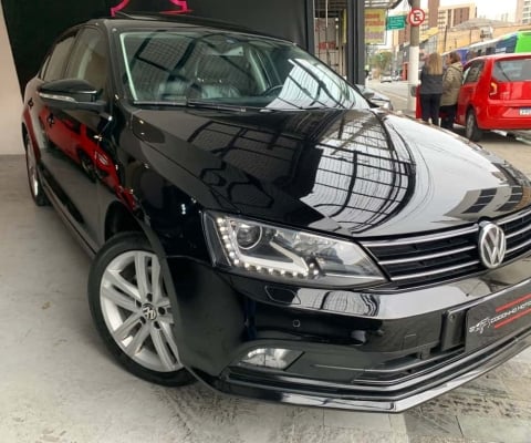 Volkswagen Jetta Highline 2.0 TSI Tip Tronic