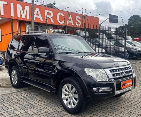 Pajero  Full 3.8 V6 2012 * 7 Lugares!
