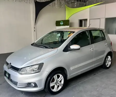  Fox Comfortline 2015 – COMPLETÃO + UNÍCO DONO!