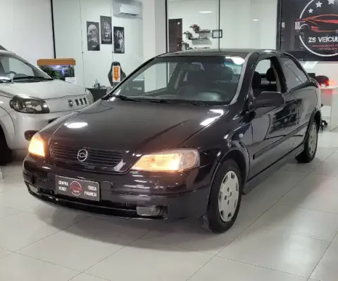 ASTRA 1.8 ANO 2001  8V