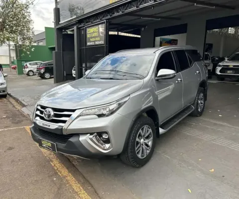 TOYOTA HILUX SWSRXA4FD 2019