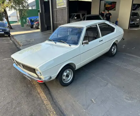 VOLKSWAGEN PASSAT 1975
