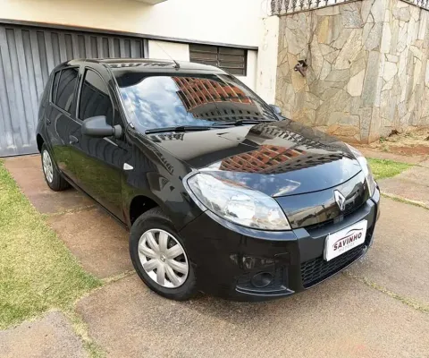 Renault Sandero 2014 1.0 authentique 16v flex 4p manual