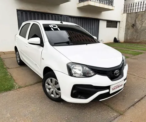 Toyota Etios 2019 1.3 x 16v flex 4p automático