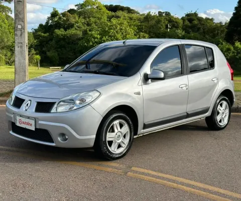 Sandero 2010 1.6 Privilége completo único dono com baixa km