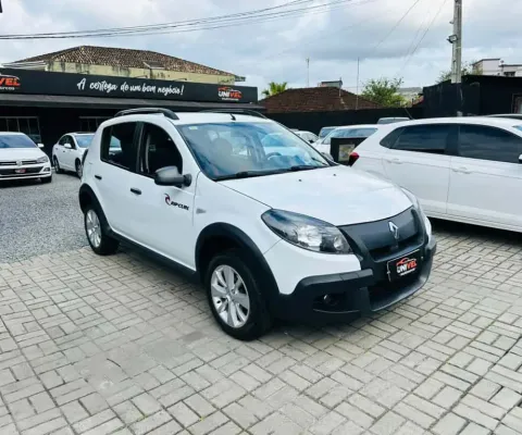 Renault SANDERO STEPWAY Hi-F. R. CURL 1.6 16V 5p 2013 Flex