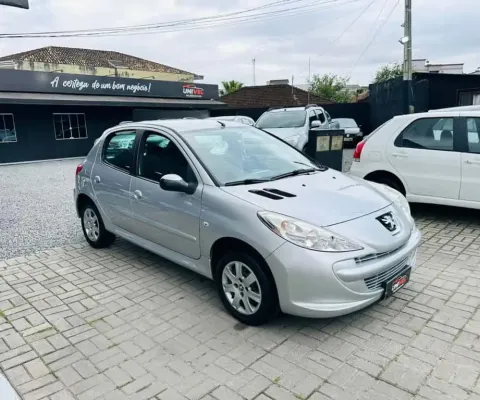 Peugeot 207 XR 1.4 Flex 8V 5p 2013 Flex