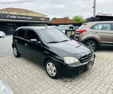 GM - Chevrolet Corsa Hatchback 1.0 MPFI 8V 71cv 5p 2004 Gasolina