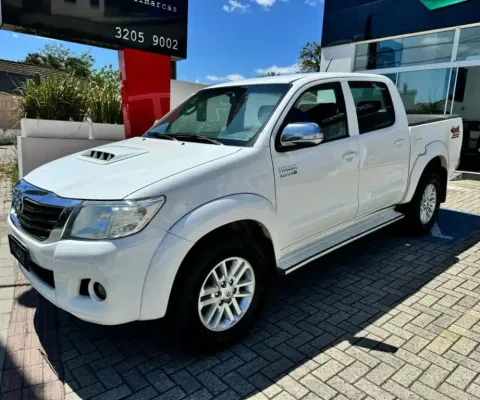 Toyota Hilux CD SRV D4-D 4x4 3.0 TDI Diesel Aut