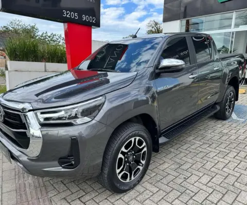 Toyota Hilux CD SRX 4x4 2.8 TDI 16V Diesel Aut.