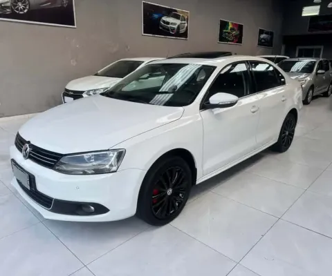 Volkswagen Jetta Flex Automático
