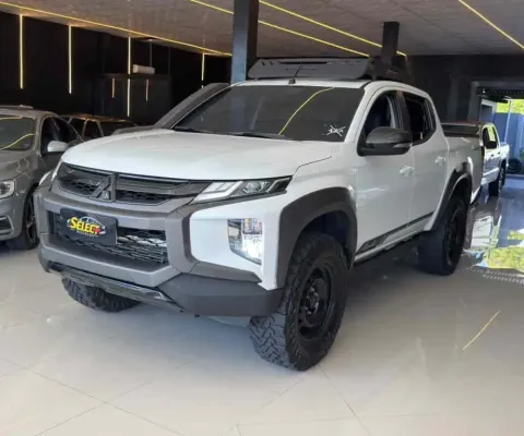 Mitsubishi L200 triton 2024 2.4 16v turbo diesel sport savana cd 4p 4x4 automático