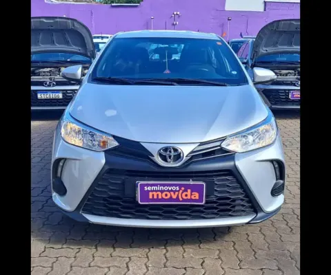 Toyota yaris yaris 1.5 xl plus connect cvt
