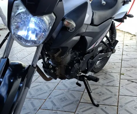 Factor 150 ED UBS - Modelo 2022 - FLEX - 27000Km - Único Dono