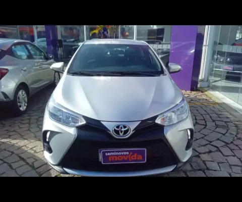 Toyota yaris yaris 1.5 xl plus connect cvt
