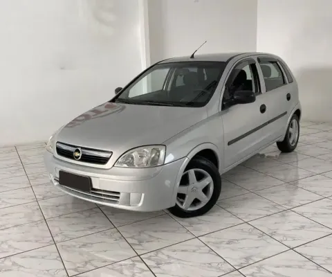 Corsa Hatch 1.8 2004