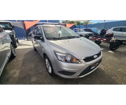 Ford Focus 1.6 S/SE/SE Plus Flex 8V/16V  5p