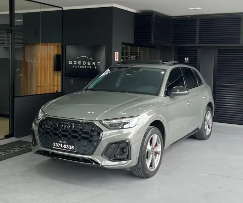 Audi q5 2.0 tfsi 2023 com baixa km e em ótimo estado de conservação