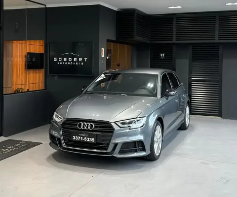 Audi a3 sportback 1.4t 2020 em ótimo estado de conservação!