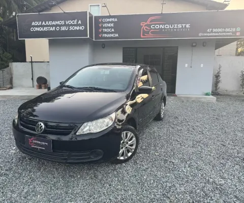 VW VOYAGE G5 1.0 ANO 2010