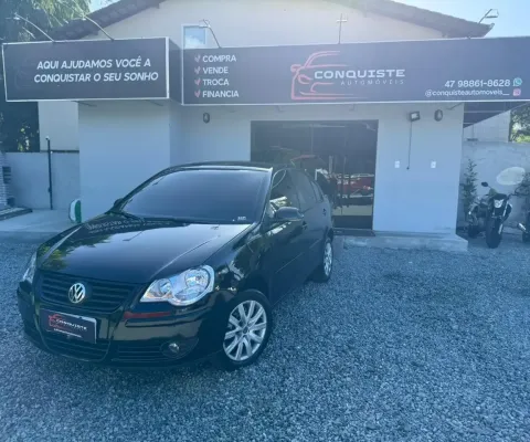 VW POLO SEDÃ 1.6 ANO 2013