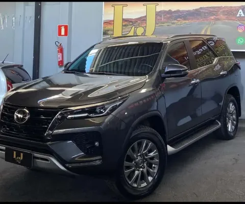 TOYOTA HILUX SWSRXA4FD 2023