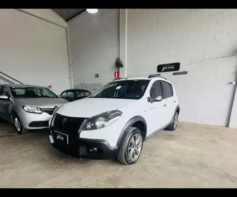 Renault sandero stepway 2013